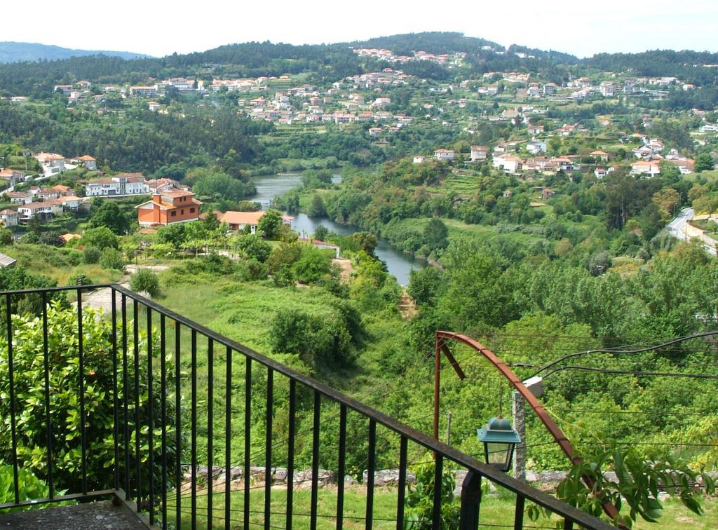 Quinta Das Vessadas Hotel Castelo de Paiva Esterno foto